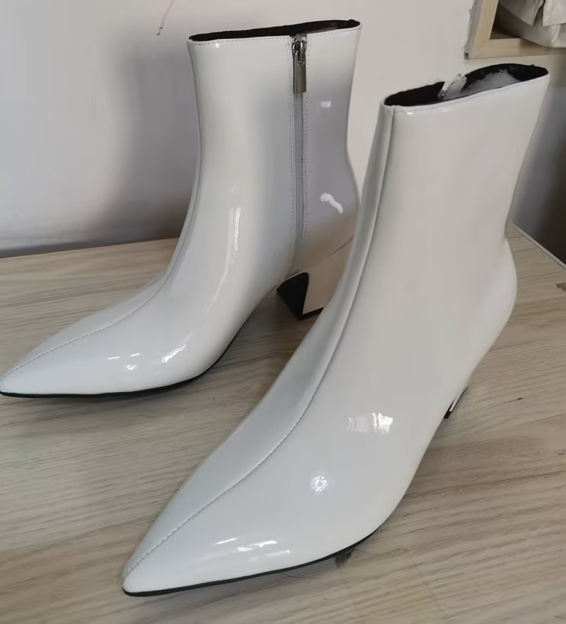 أحذية بيضاء عصرية جديدة للرجال - مراجعة Men Formal Wear With Boots وسعره