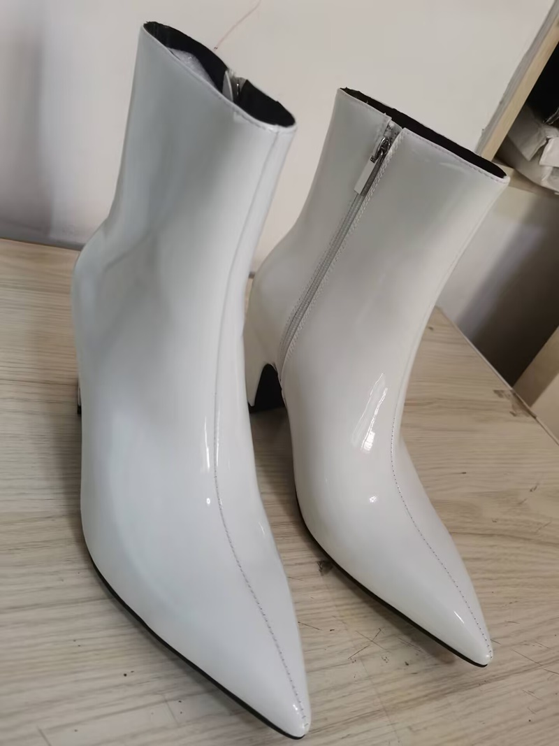 أحذية بيضاء عصرية جديدة للرجال - مراجعة Men Formal Wear With Boots وسعره